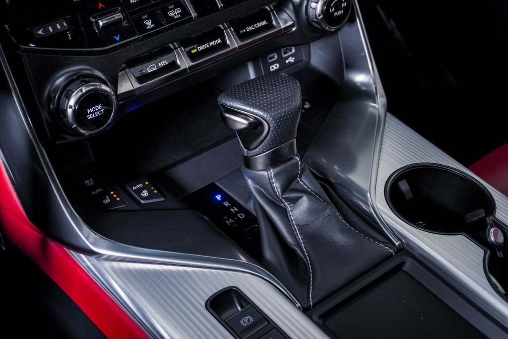 Used 2024 Lexus LX 600 F Sport image 27