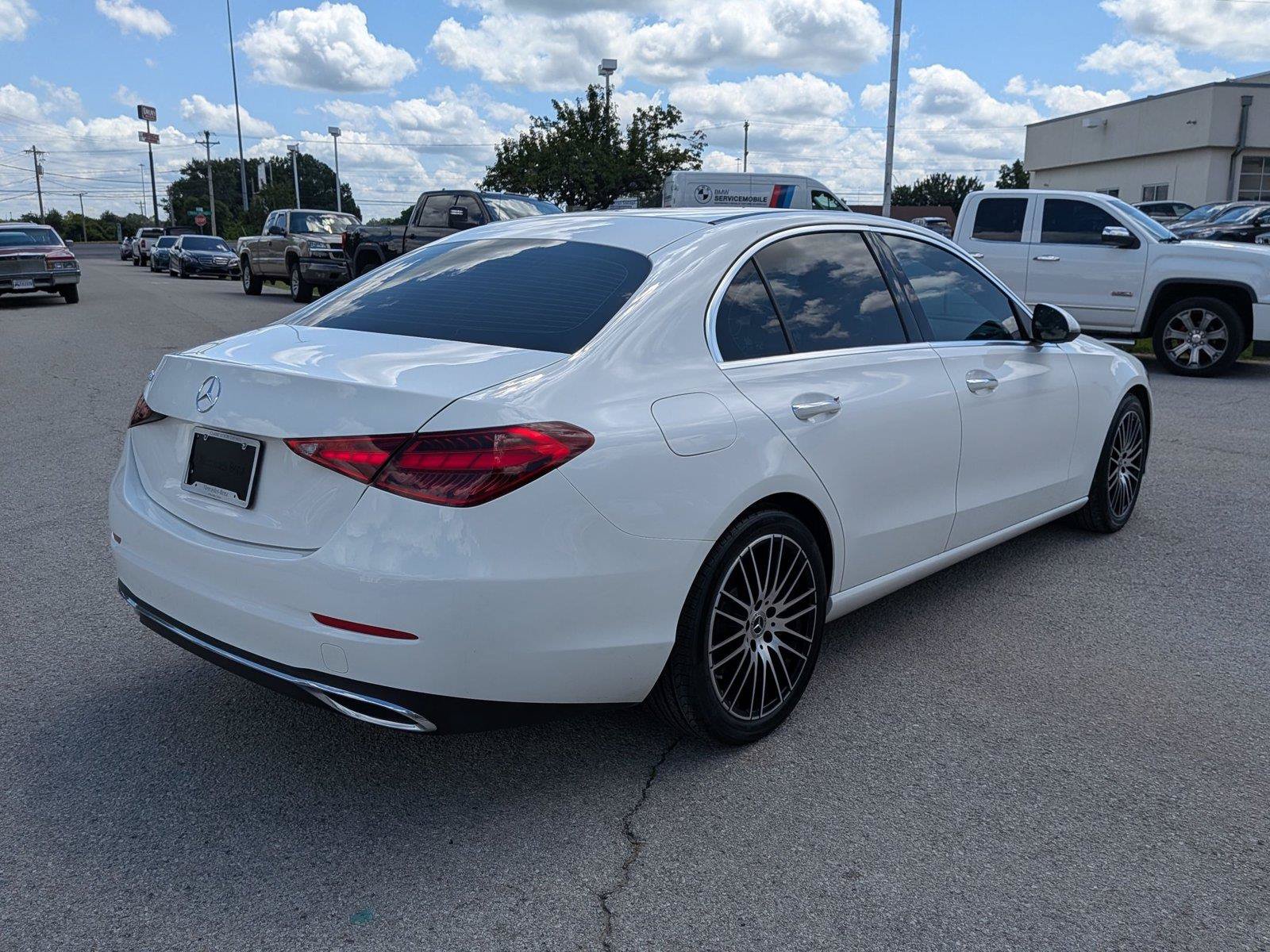 Used 2022 Mercedes-Benz C 300 Sedan image 5