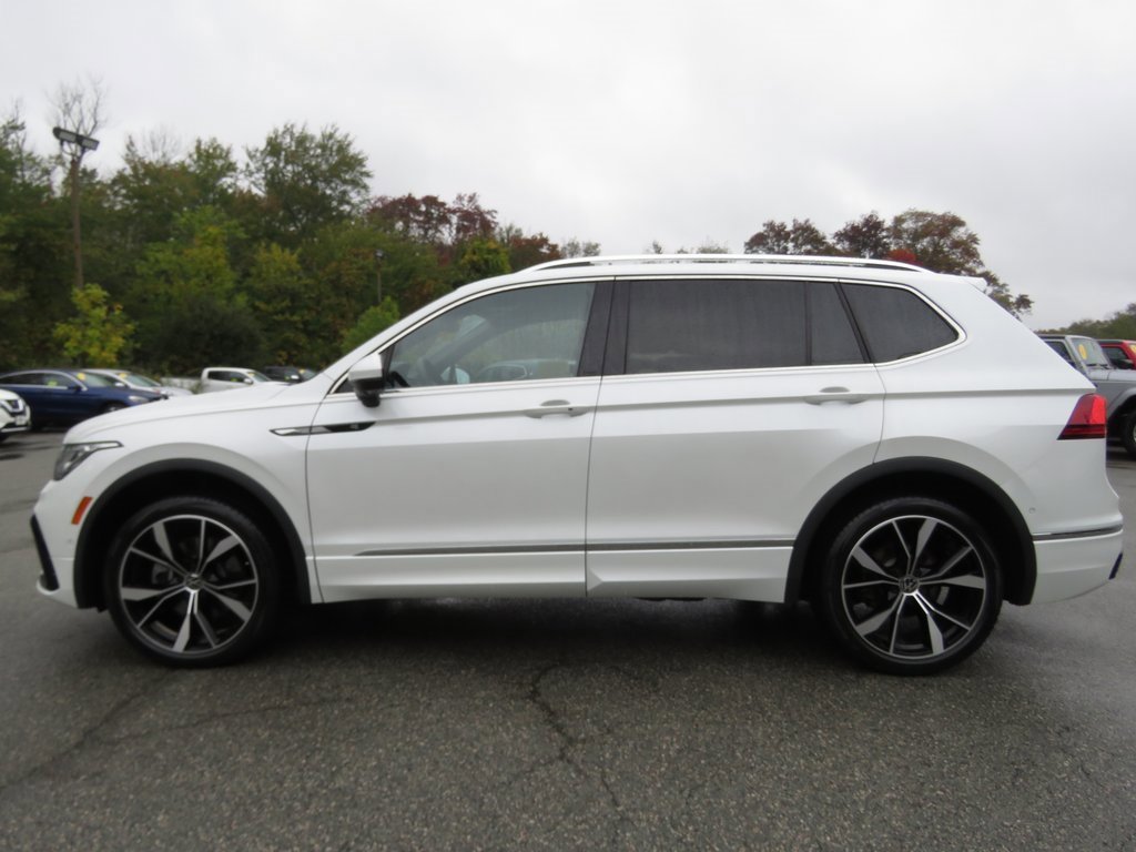 Used 2022 Volkswagen Tiguan SEL R-Line image 9
