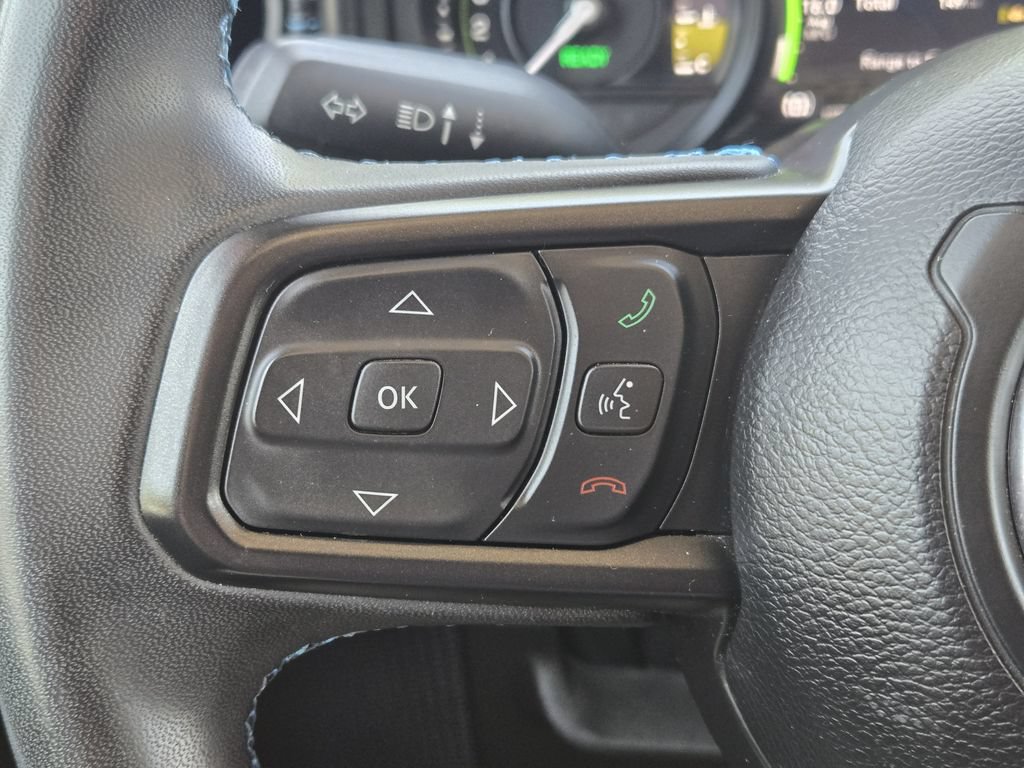 Used 2024 Jeep Wrangler Unlimited Rubicon 4xe AWD/4WD image 28