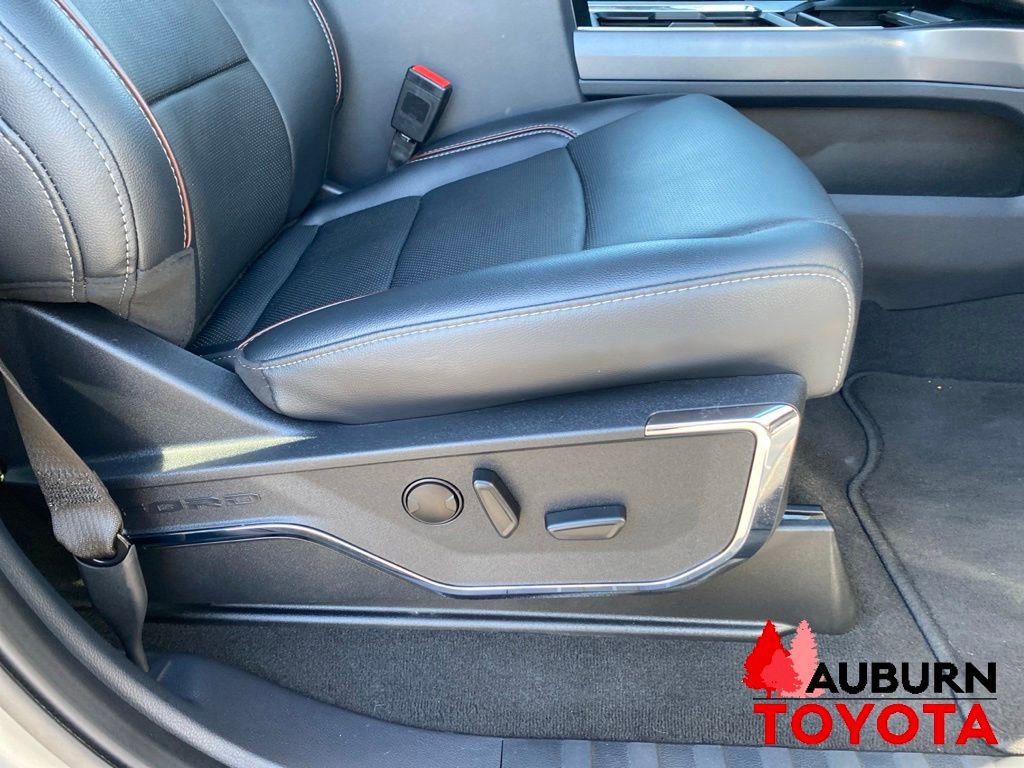 Used 2024 Ford F250 Lariat AWD/4WD image 16