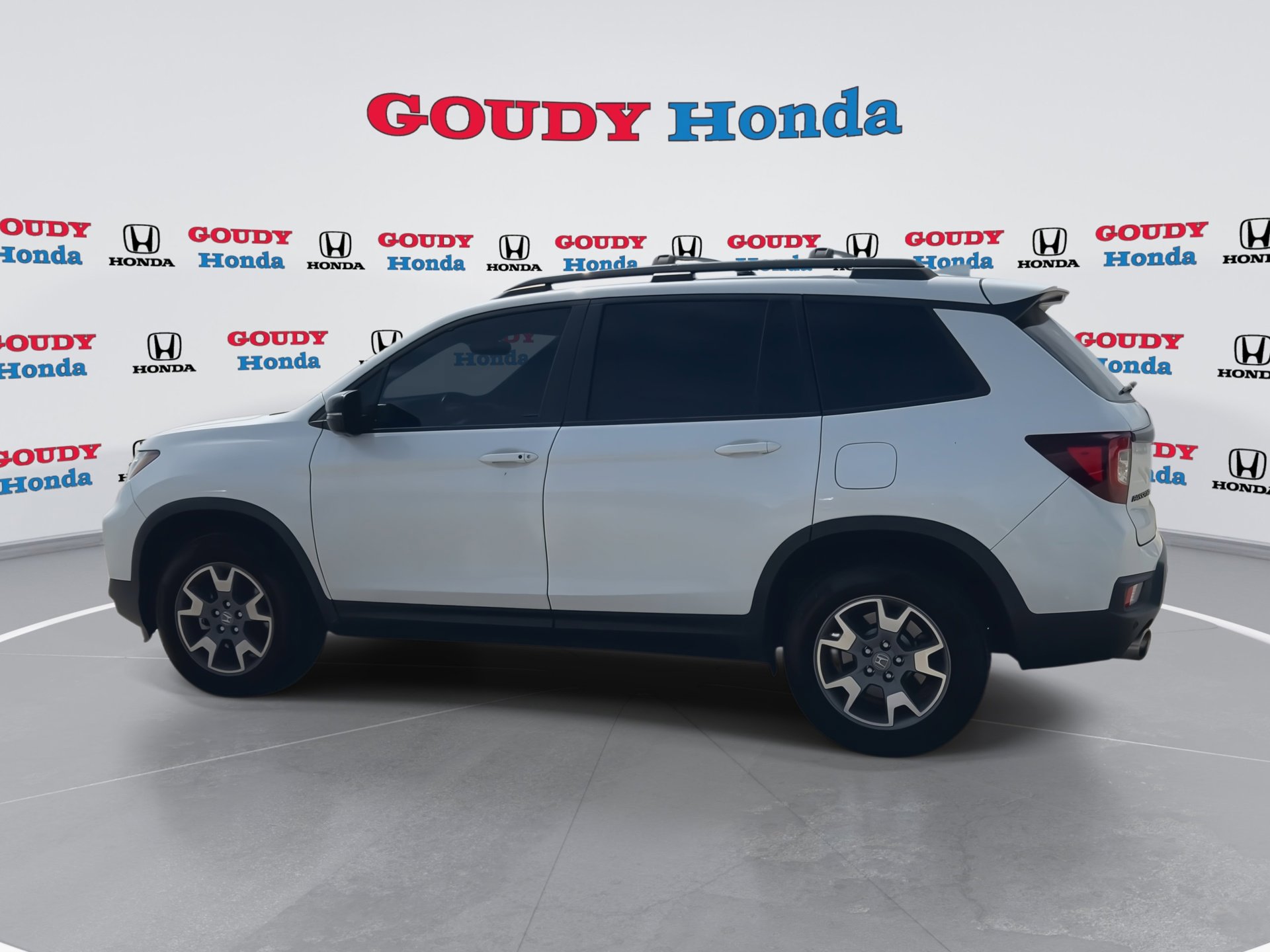 Used 2023 Honda Passport TrailSport image 6