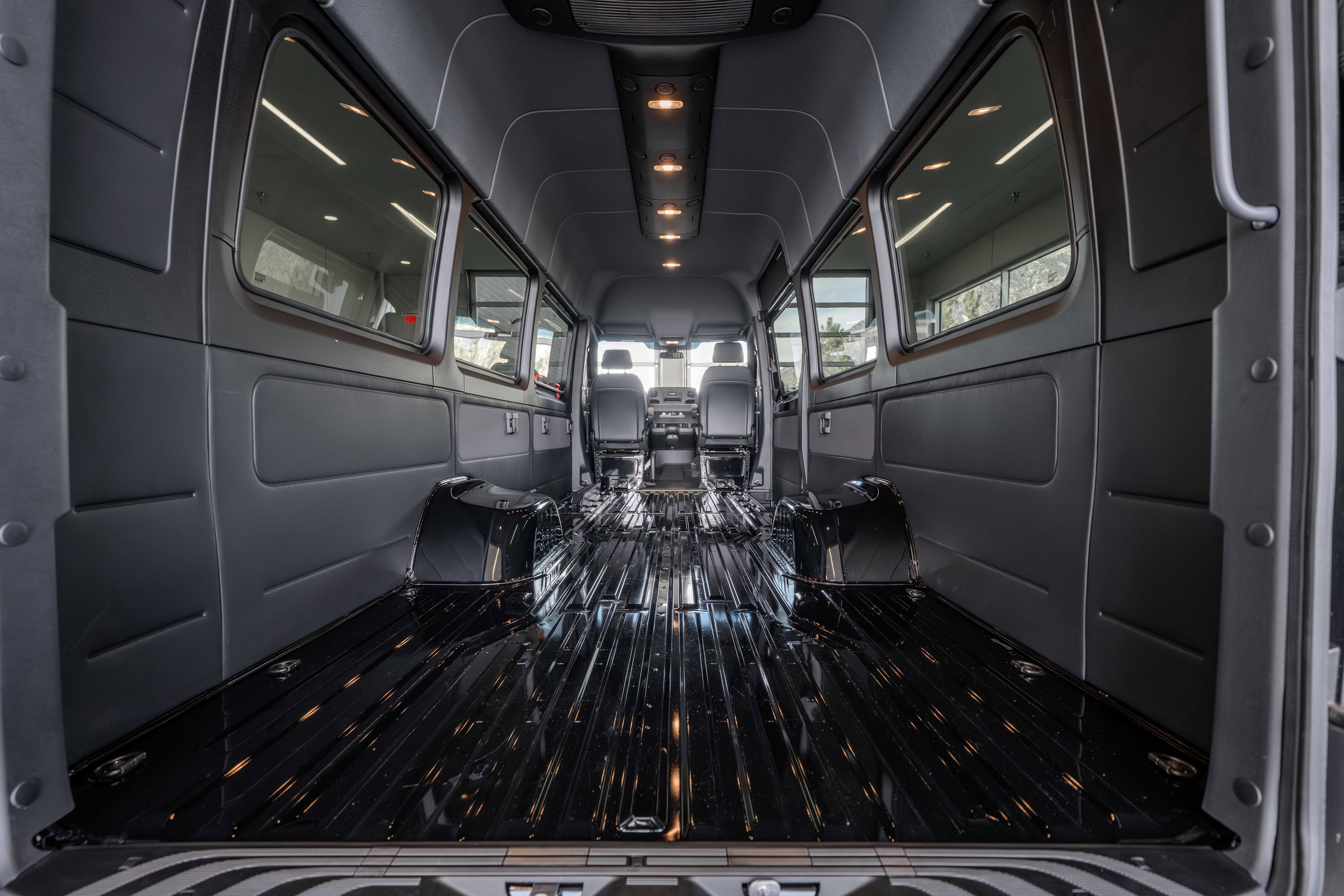 New 2025 Mercedes-Benz Sprinter 4500 image 26