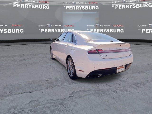 Used 2013 Lincoln MKZ FWD image 6