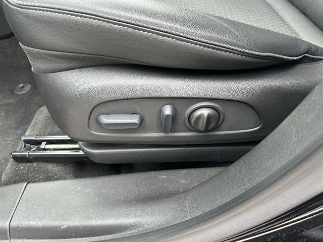 Certified 2023 Buick Encore GX Select w/ Sport Touring Package FWD image 14