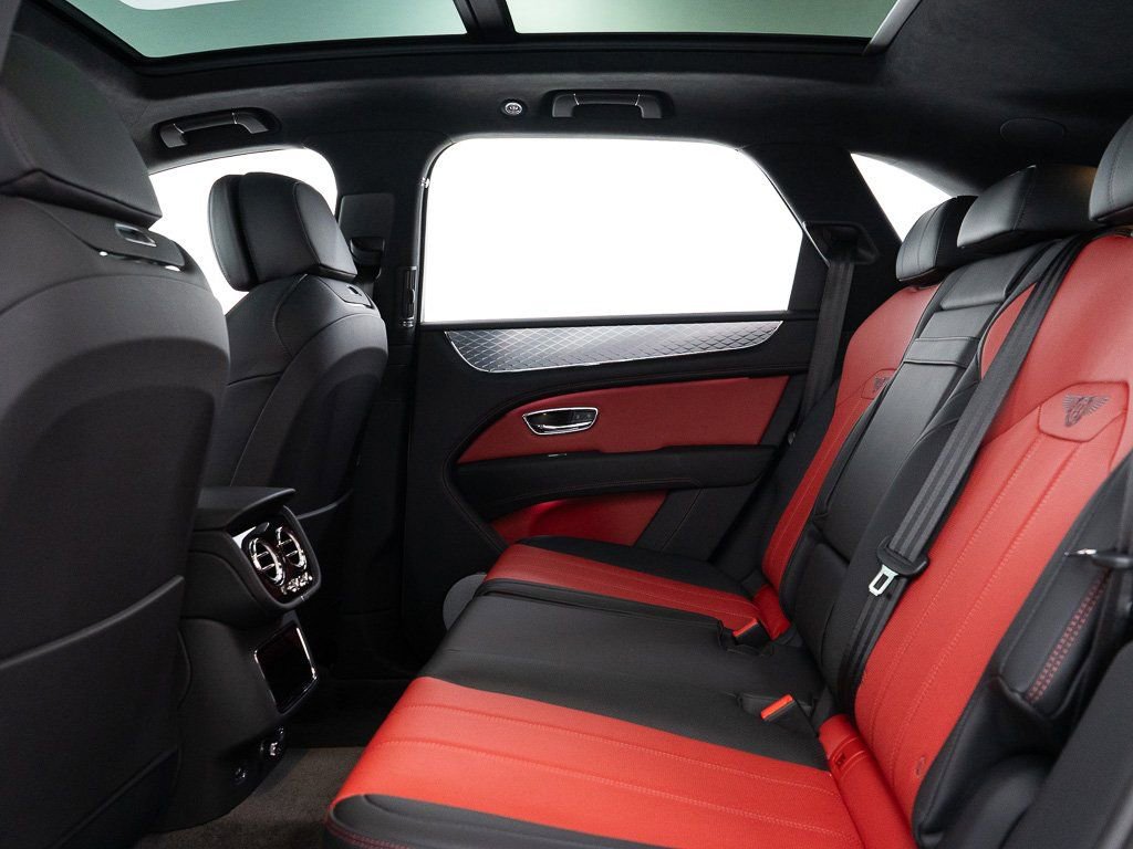 New 2025 Bentley Bentayga image 23