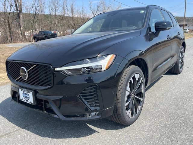 New 2026 Volvo XC60 B5 Plus w/ Protection Package Premier