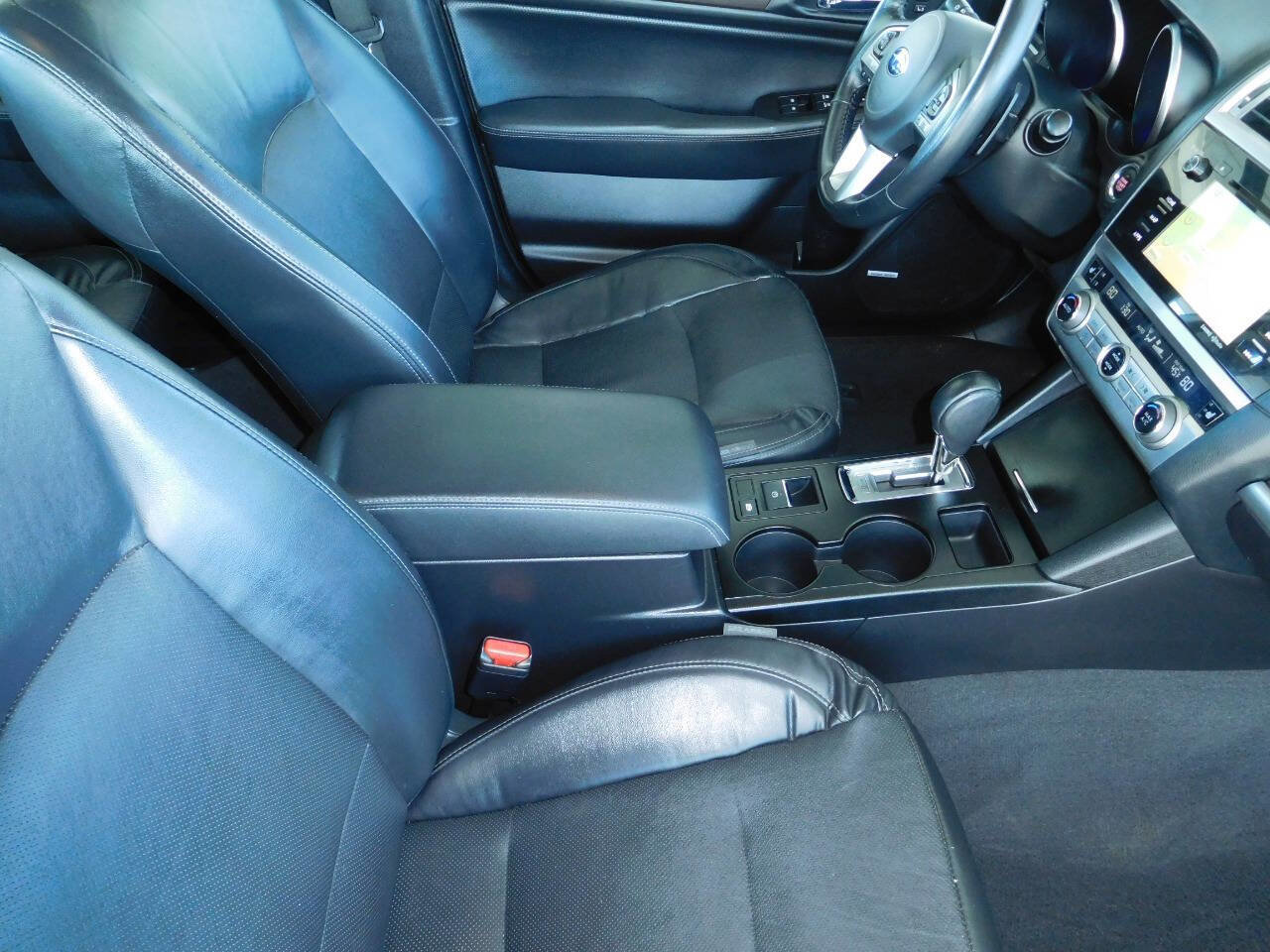 Used 2017 Subaru Legacy 2.5i Limited image 14