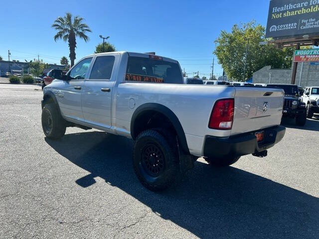Used 2014 RAM 2500 Tradesman w/ Chrome Appearance Group AWD/4WD image 6