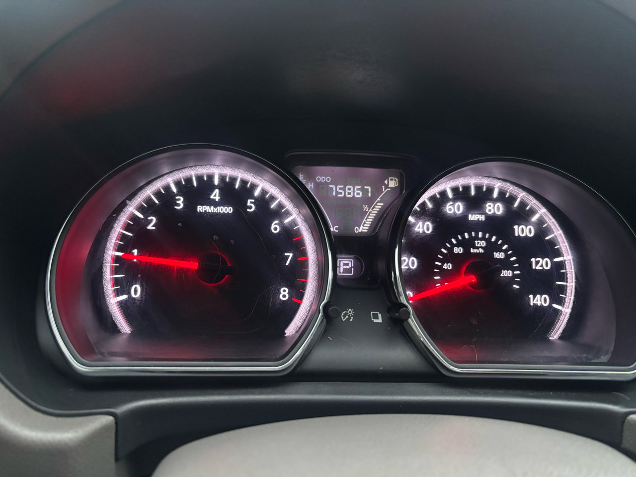 Used 2015 Nissan Versa SV image 7