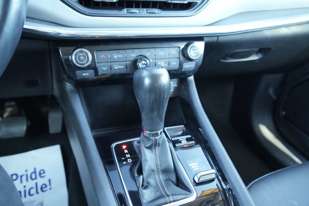 Used 2022 Jeep Compass Limited image 31