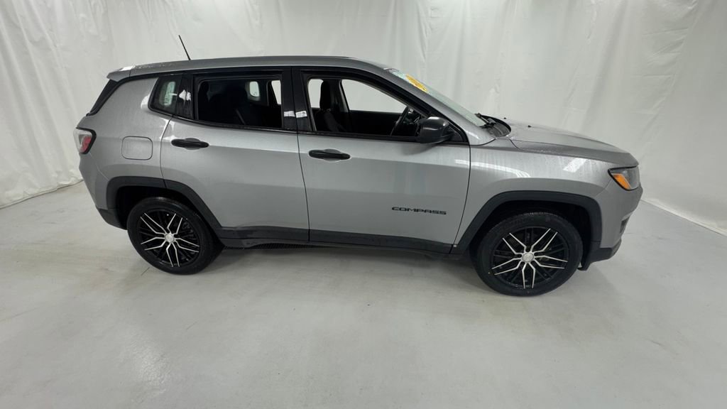Used 2020 Jeep Compass Sport w/ Cold Weather Group image 2