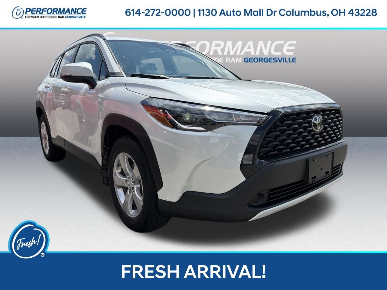 Used 2024 Toyota Corolla Cross LE FWD image 1