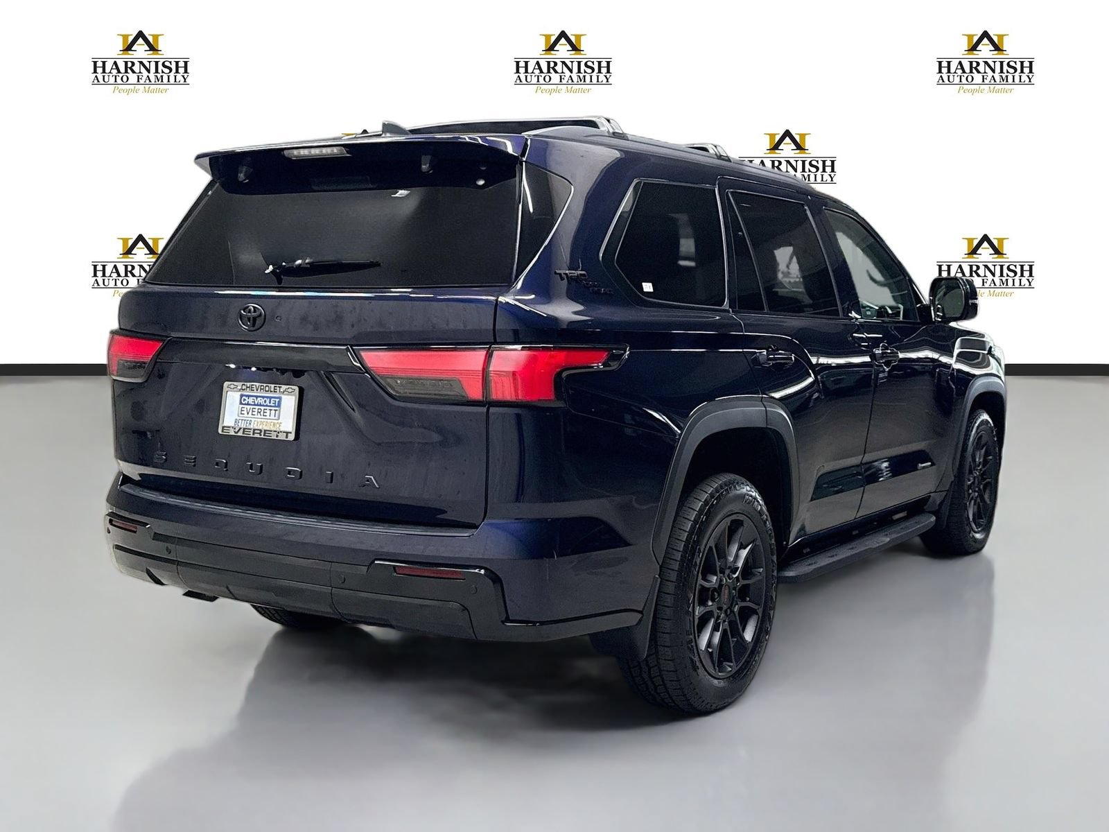 Used 2024 Toyota Sequoia Limited w/ TRD Off-Road Package AWD/4WD image 6