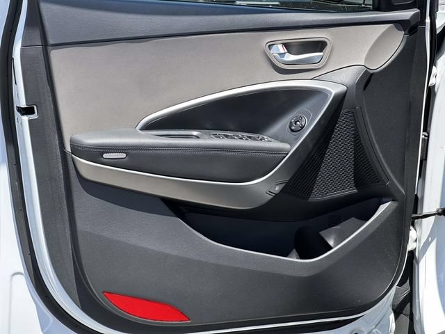 Used 2018 Hyundai Santa Fe Sport w/ 2.4L Value Package 02 FWD image 8