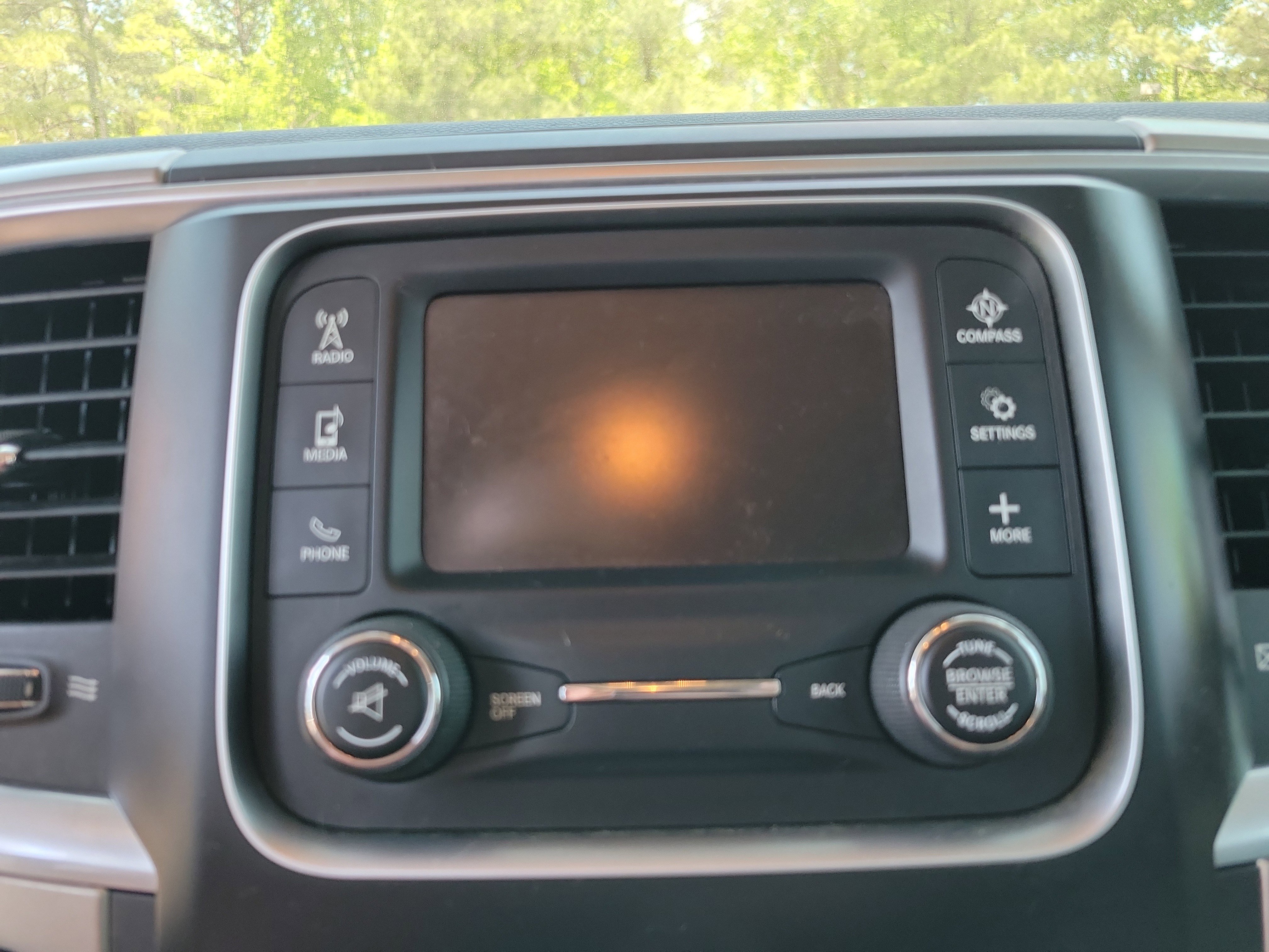 Used 2017 RAM 1500 Classic SLT image 11