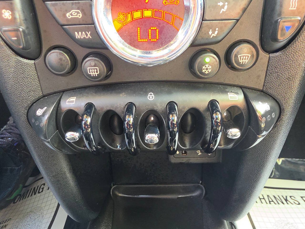 Used 2011 MINI Cooper Hardtop FWD image 18
