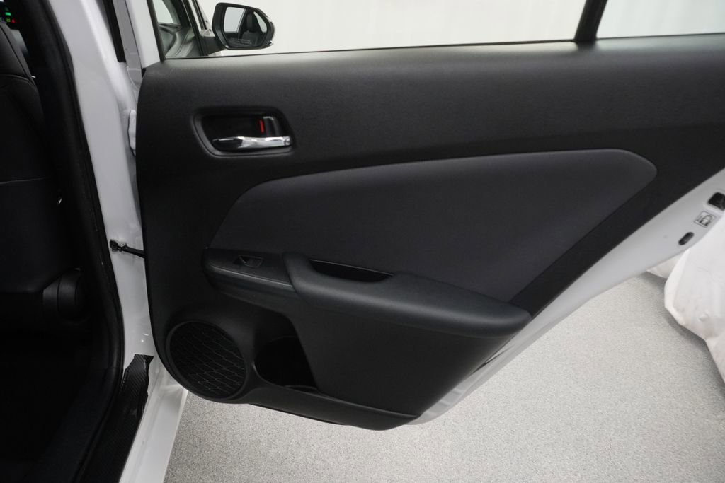 Used 2022 Toyota Prius FWD image 44