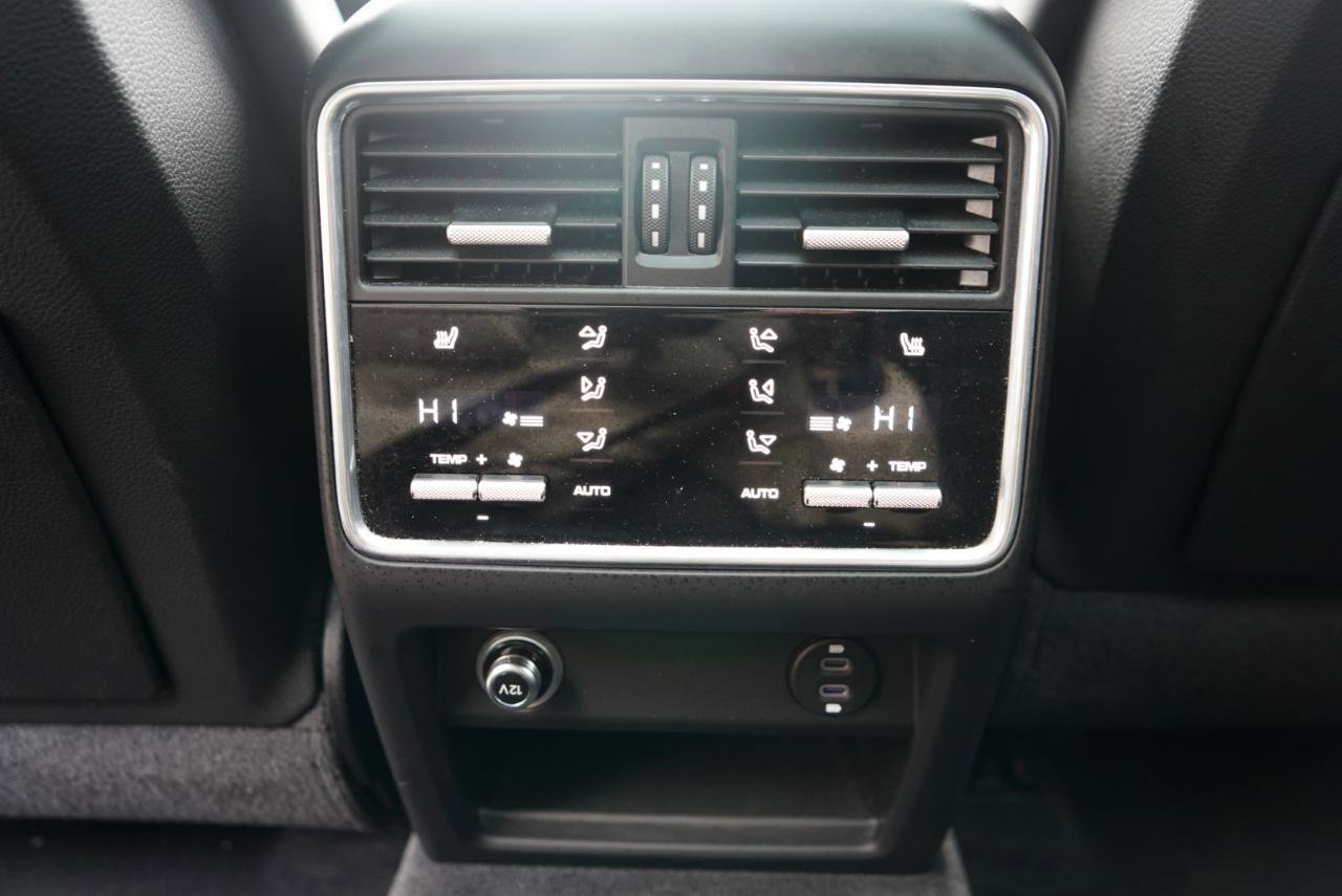 Used 2021 Porsche Cayenne Turbo image 59