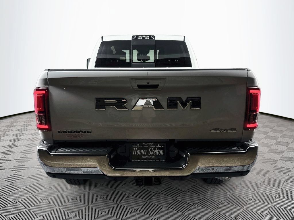 New 2027 RAM 2500 Laramie AWD/4WD image 4