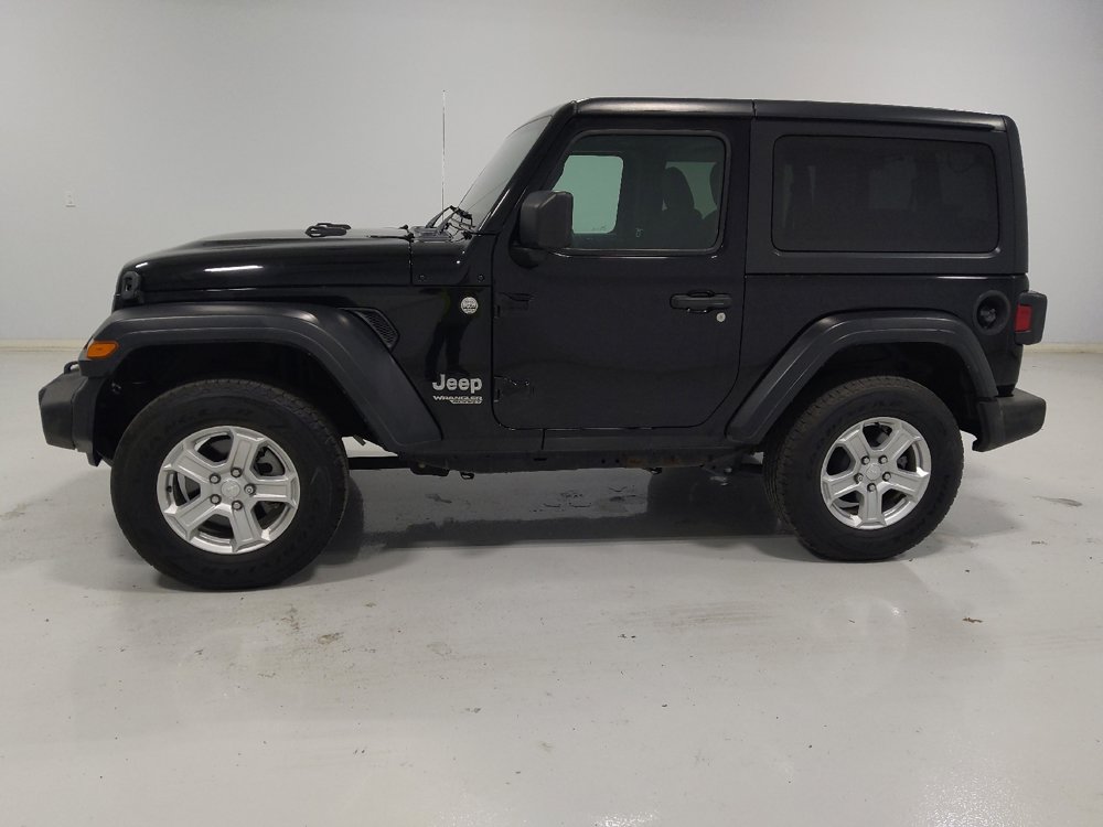 Used 2018 Jeep Wrangler Sport image 2