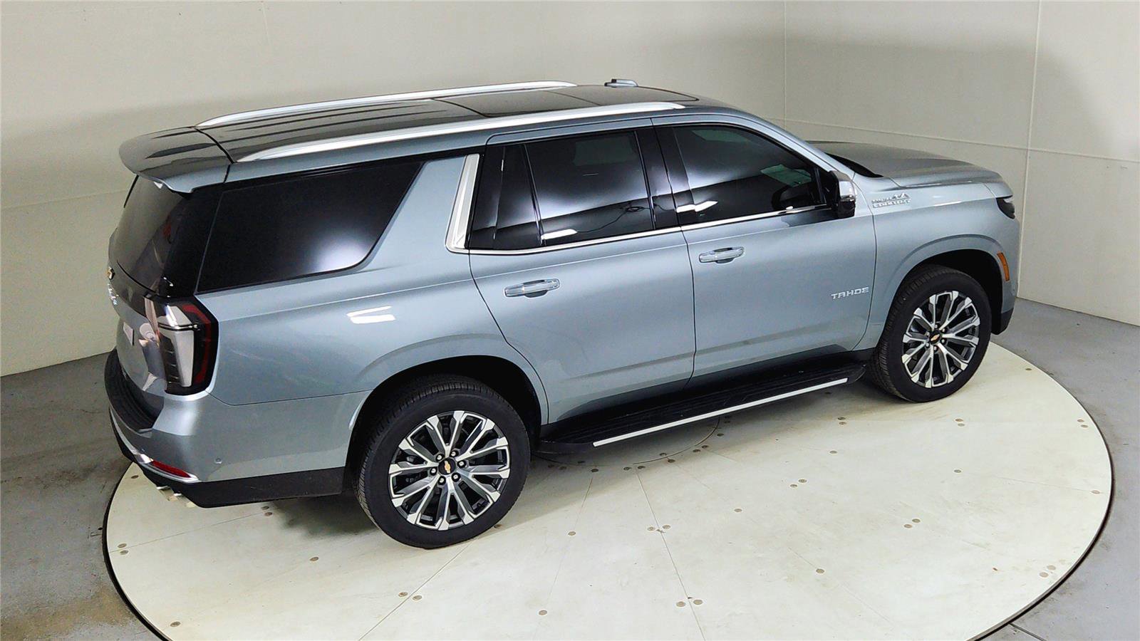 New 2026 Chevrolet Tahoe High Country w/ Sun And Tow Package image 22