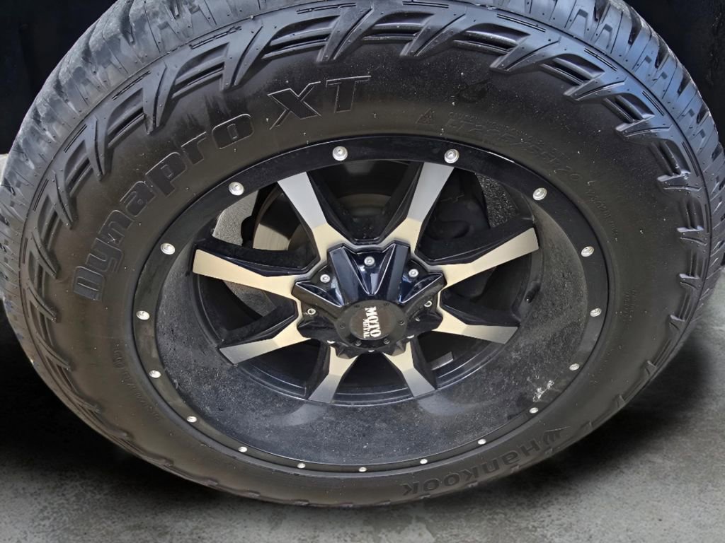 Used 2017 Chevrolet Silverado 1500 LT w/ All Star Edition image 13