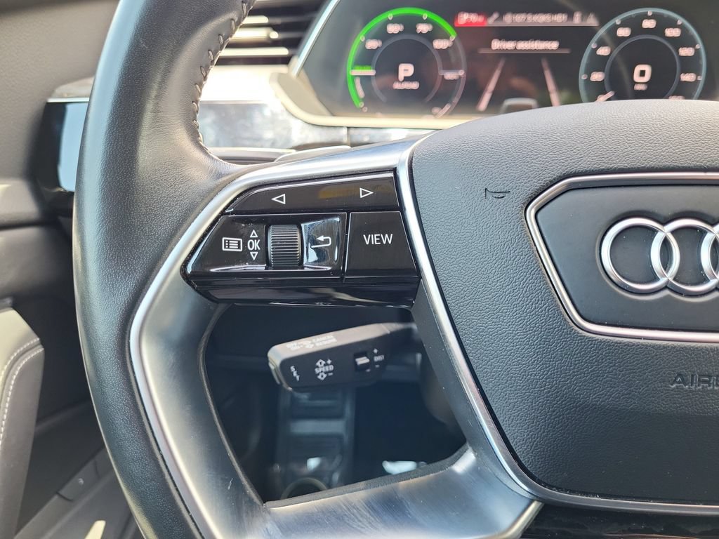 Used 2021 Audi e-tron Premium w/ Convenience Plus Package AWD/4WD image 23
