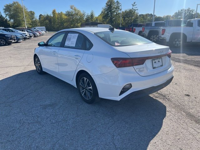 Used 2024 Kia Forte LXS image 3