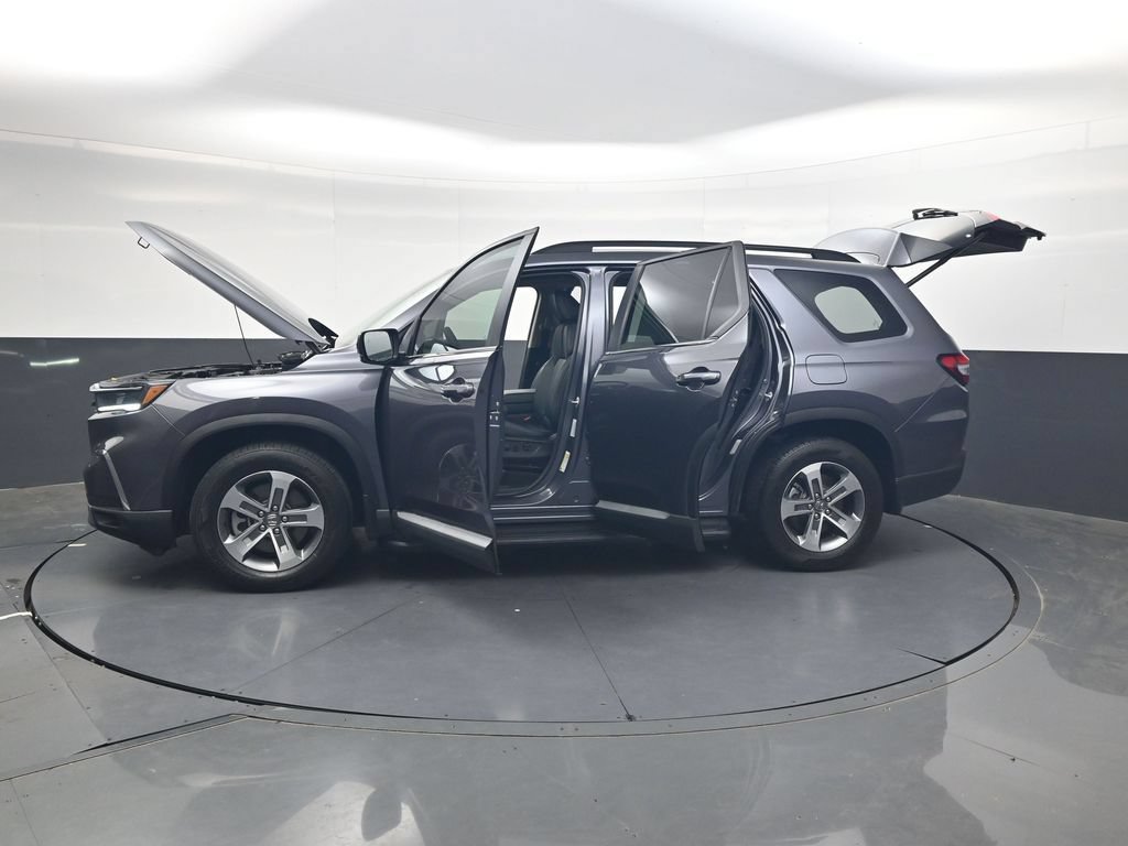 Certified 2025 Honda Pilot EX-L image 48