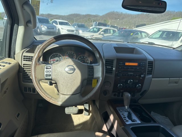 Used 2012 Nissan Titan SL RWD image 13
