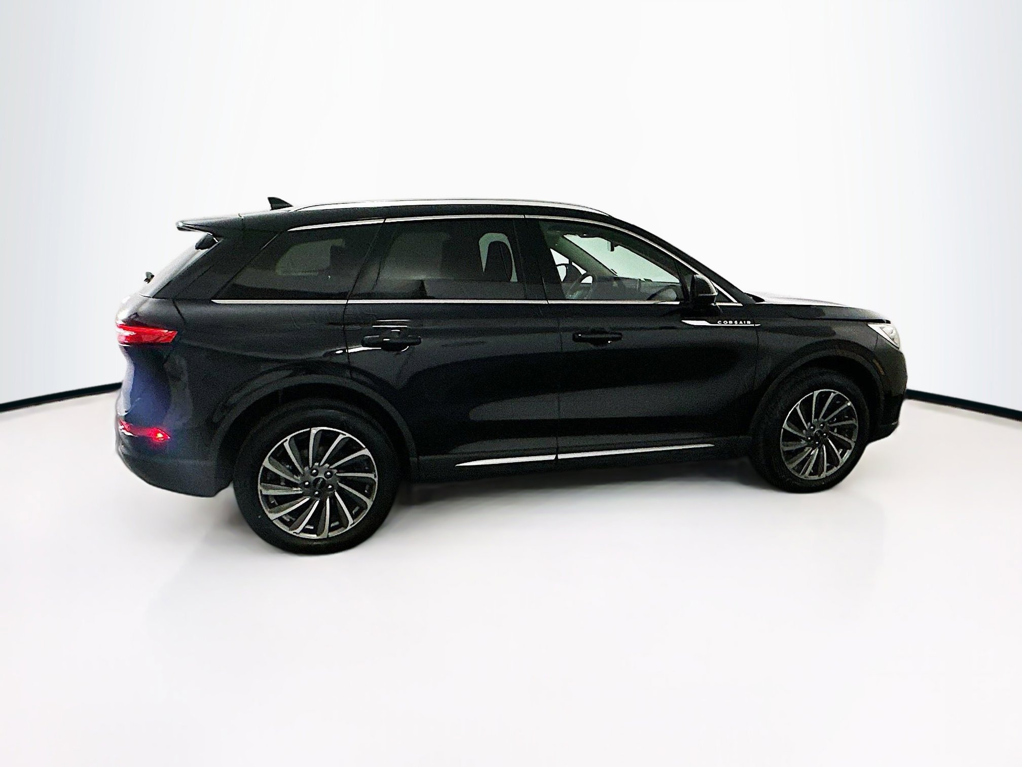 Used 2024 Lincoln Corsair Reserve w/ Equipment Group 201A image 10