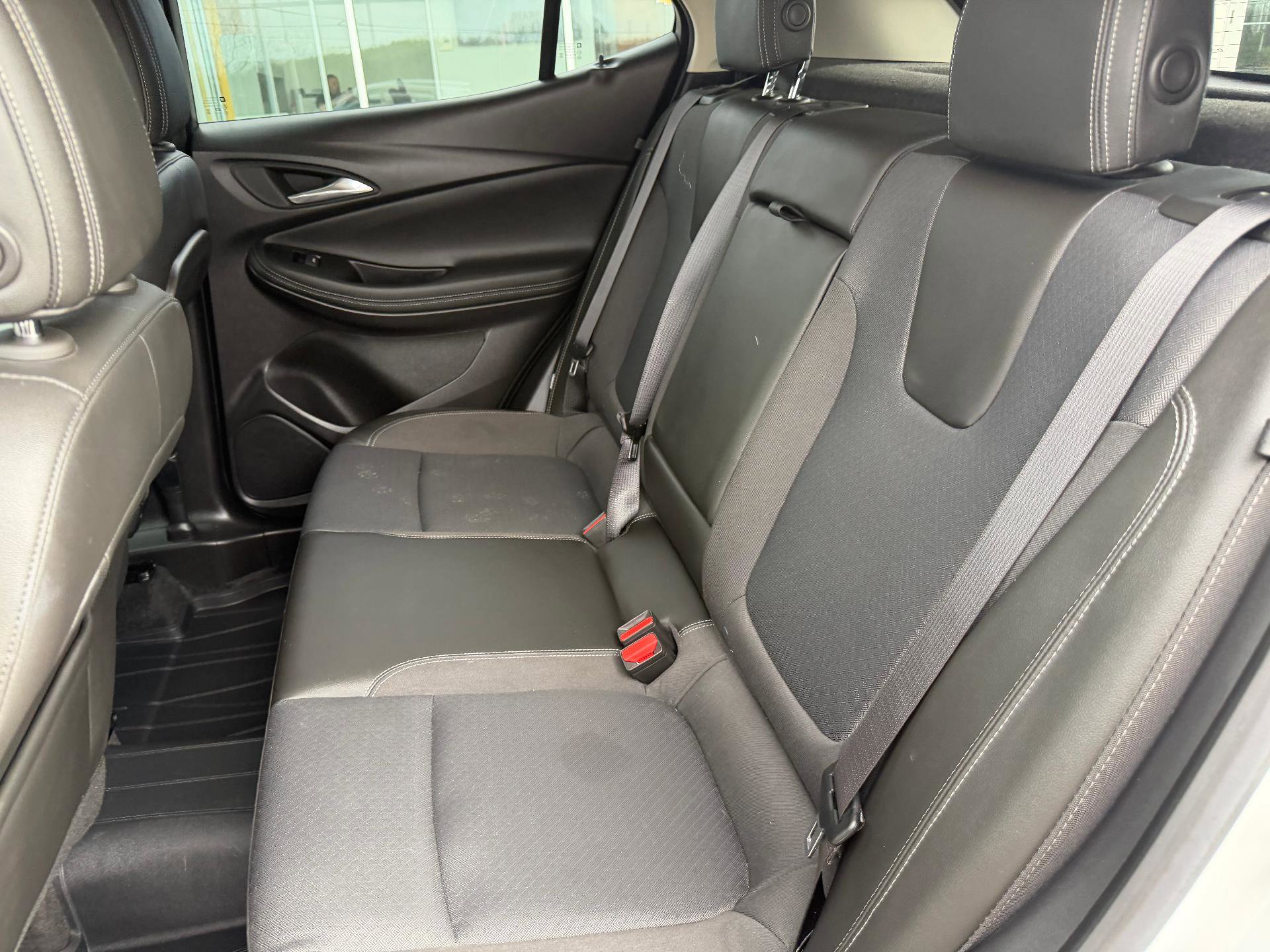 Certified 2024 Buick Encore GX Preferred w/ Comfort Package image 18