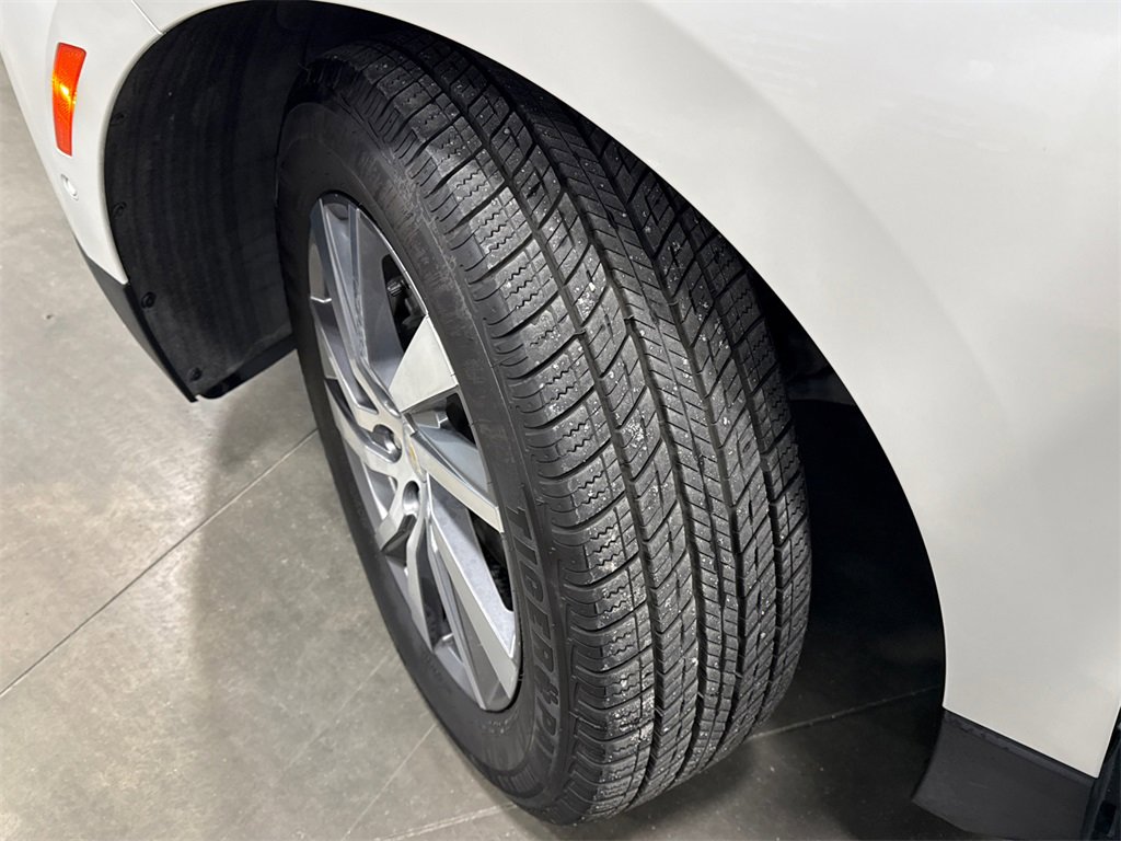 Used 2022 Chevrolet Equinox Premier image 19