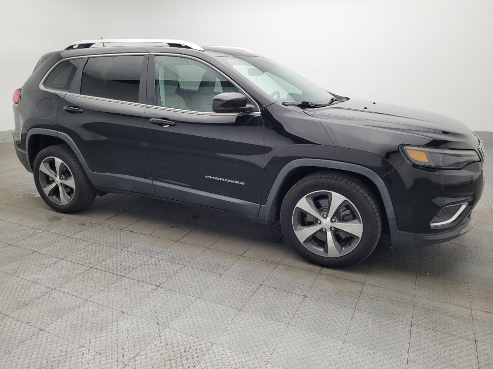Used 2019 Jeep Cherokee Limited w/ Technology Group FWD image 11