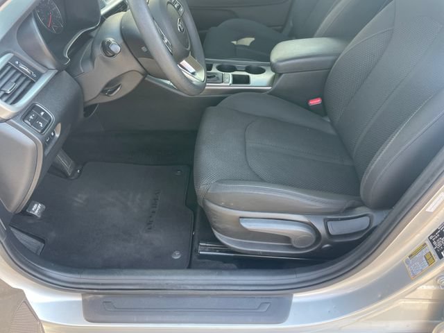 Used 2019 Kia Optima LX FWD image 9