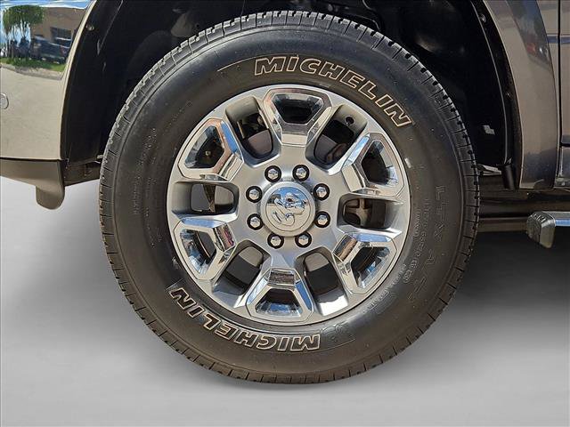Used 2018 RAM 3500 Laramie Longhorn AWD/4WD image 22