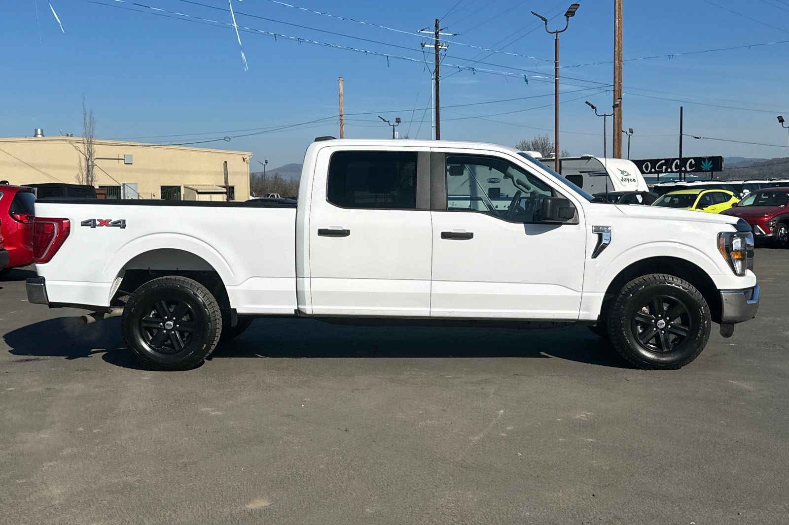 Used 2023 Ford F150 XLT w/ Trailer Tow Package image 3