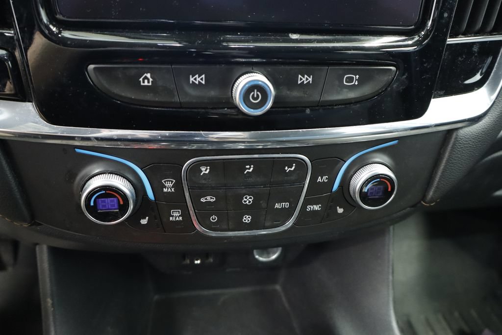 Used 2018 Chevrolet Traverse LT AWD/4WD image 26