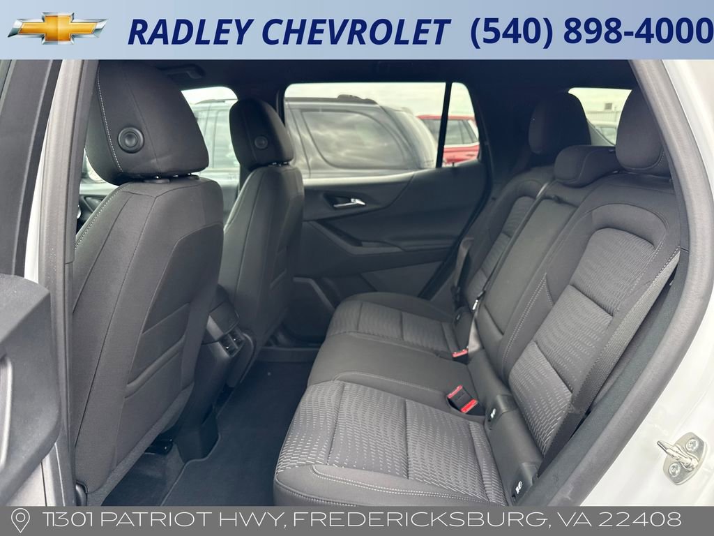 Certified 2025 Chevrolet Equinox LT w/ Safety and Technology Package FWD image 12
