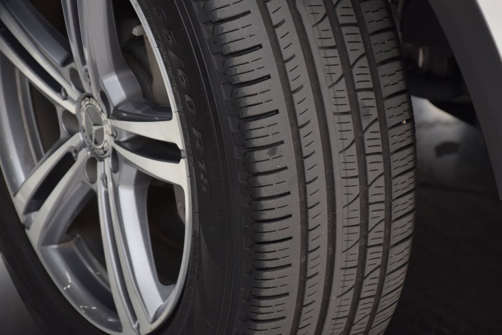 Used 2021 Mercedes-Benz GLC 300 image 30