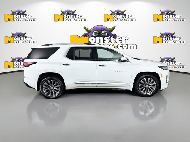 Used 2023 Chevrolet Traverse Premier AWD/4WD image 4