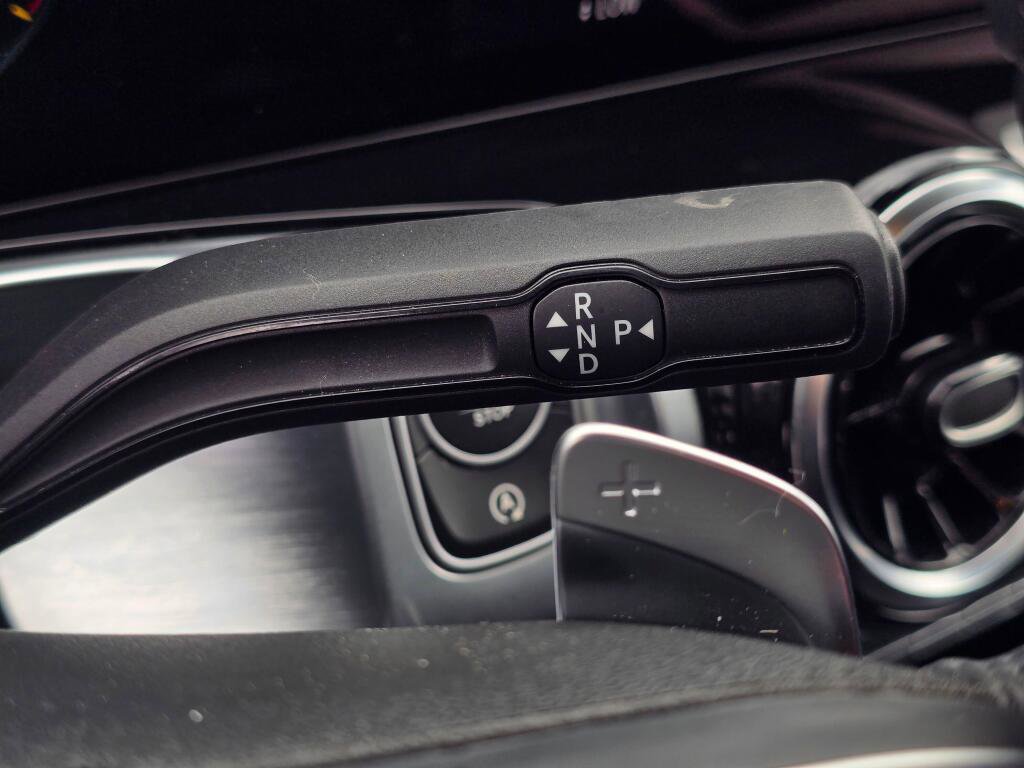 Used 2023 Mercedes-Benz GLB 250 4MATIC w/ AMG Line image 17