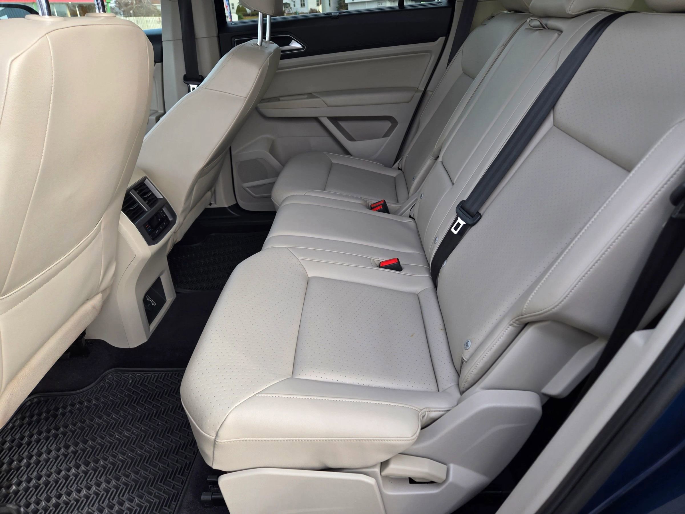 Used 2018 Volkswagen Atlas SE AWD/4WD image 50