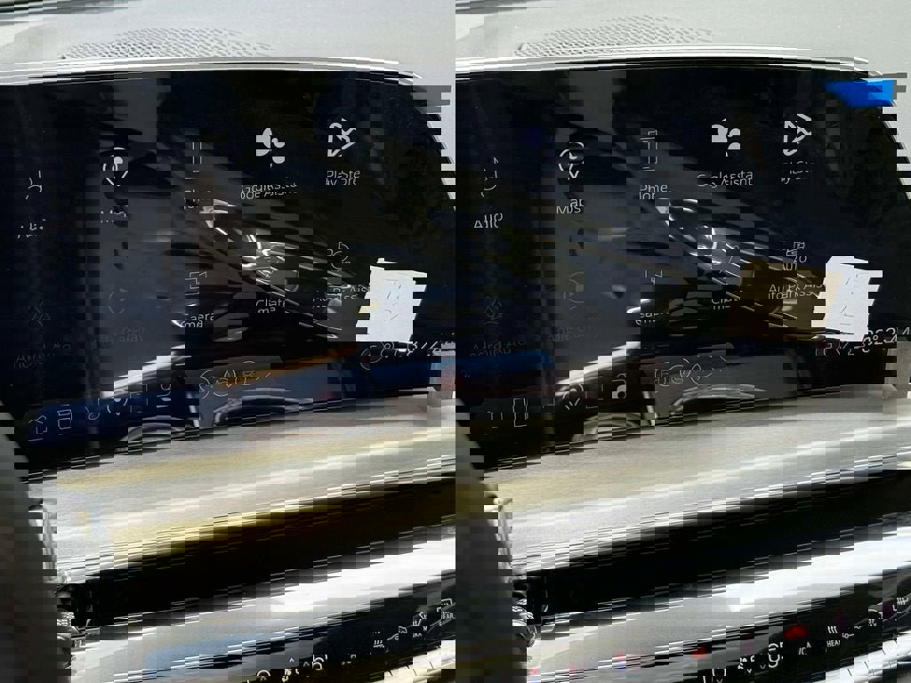 New 2024 Cadillac Lyriq Luxury image 5