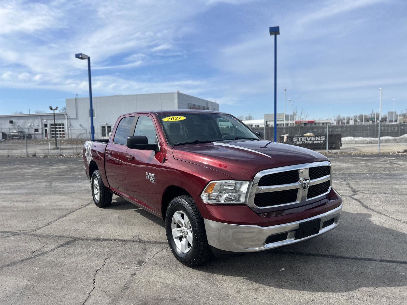 Used 2021 RAM 1500 Classic SLT image 3