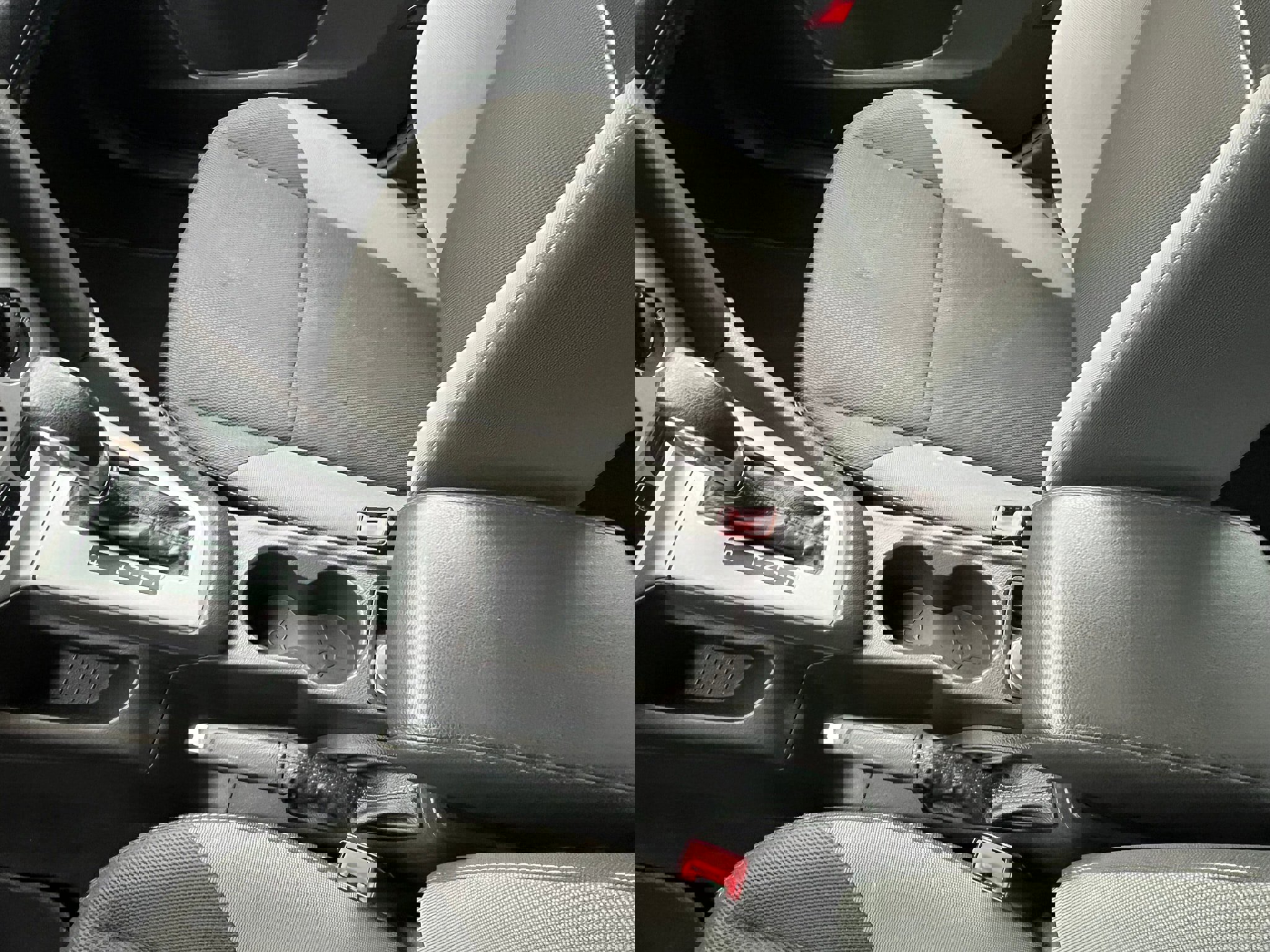 Used 2012 Ford Focus SE image 23