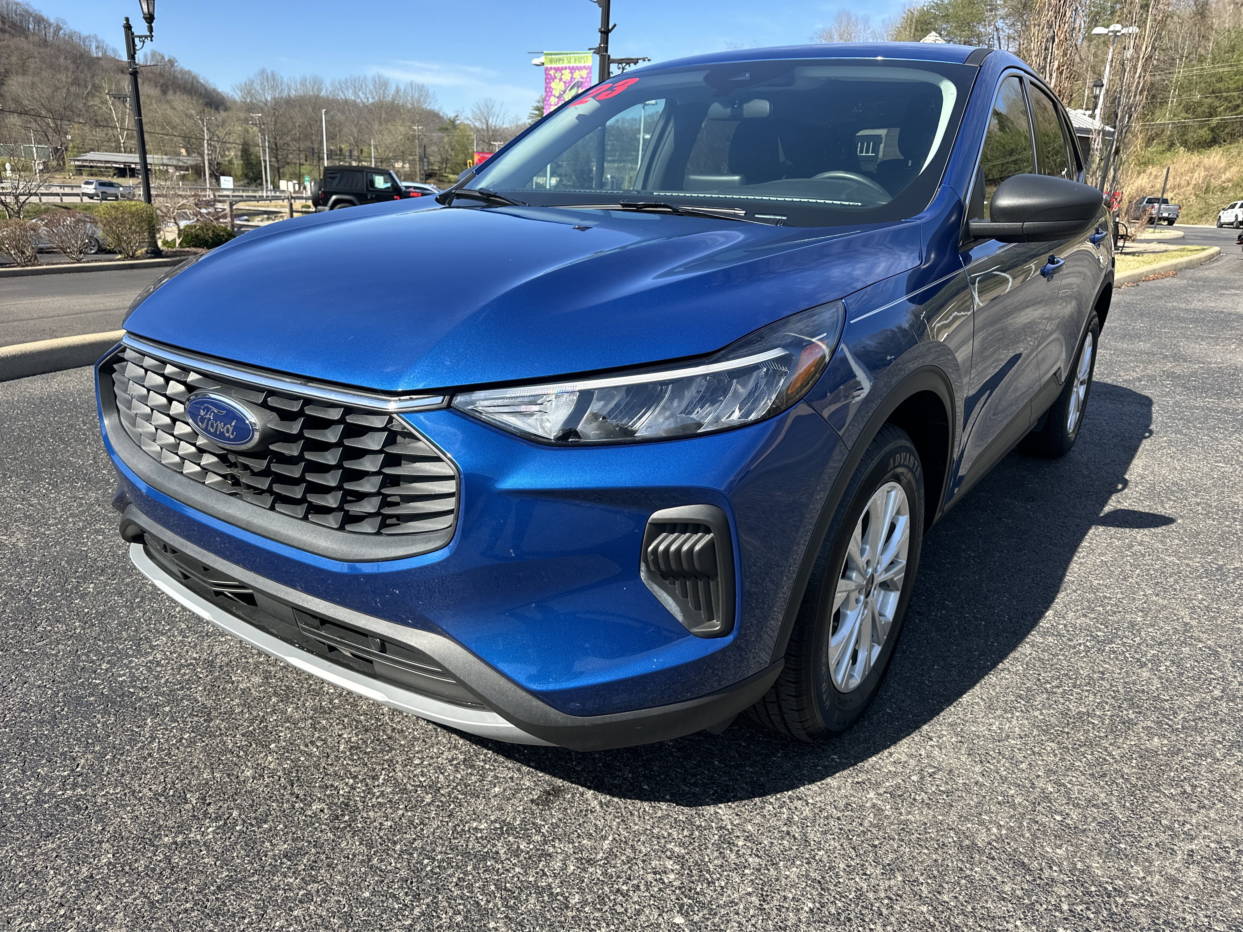 Used 2023 Ford Escape Active image 3