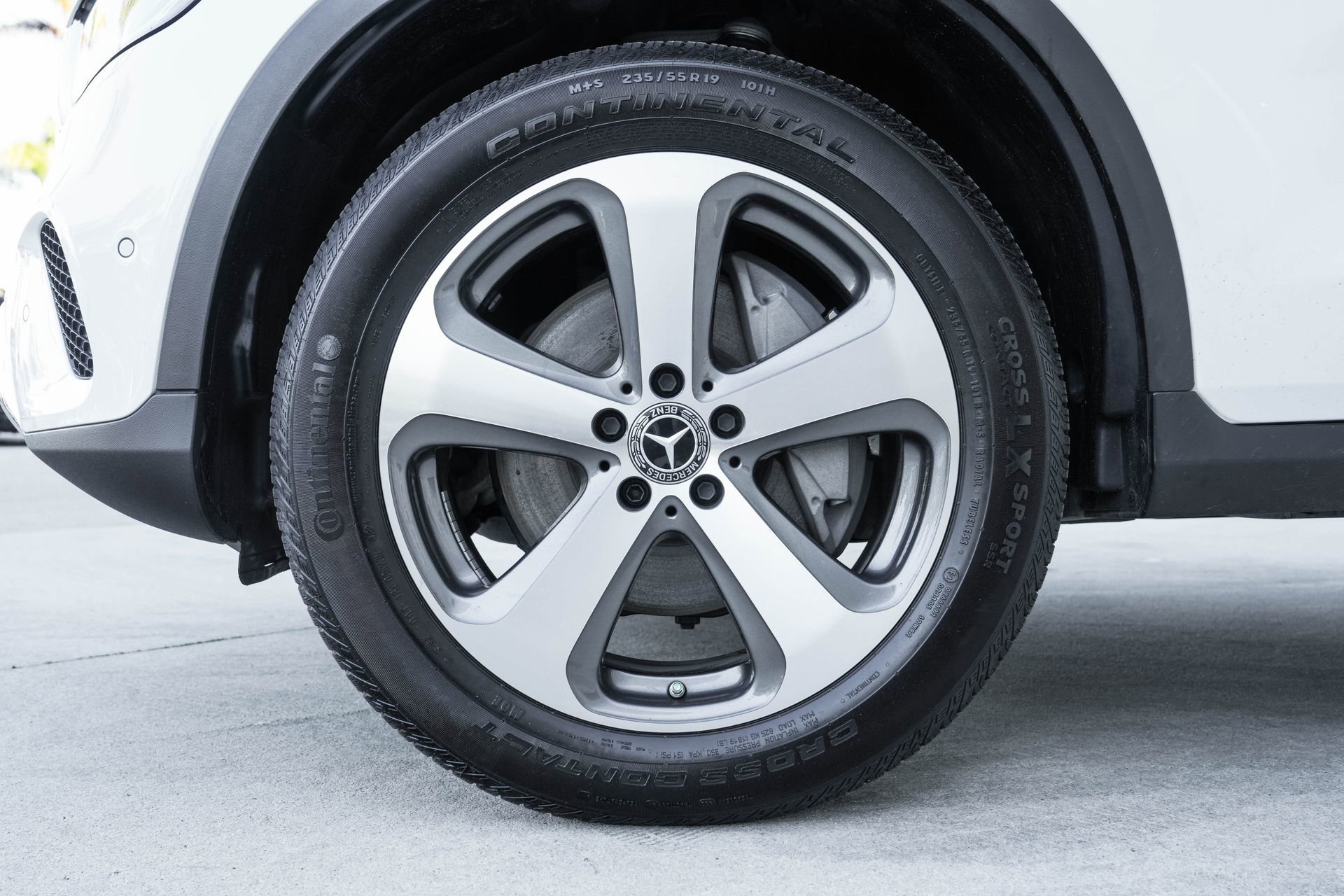 Used 2023 Mercedes-Benz GLC 300 4MATIC Coupe image 31