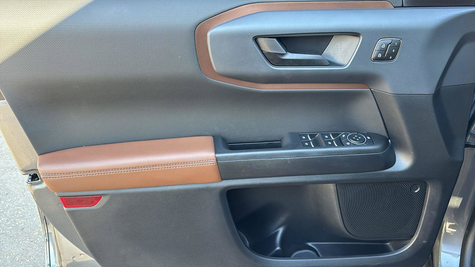 Used 2023 Ford Bronco Sport Outer Banks image 14